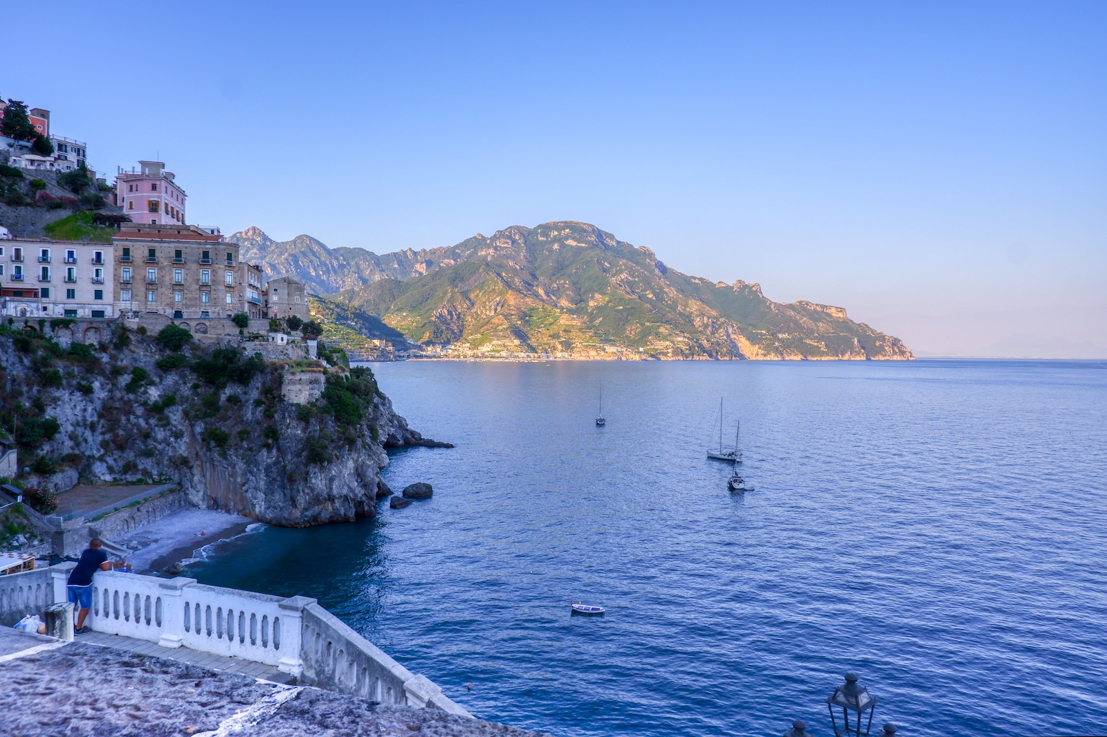 La Côte Amalfitaine: Un Paradis en Bord de Mer